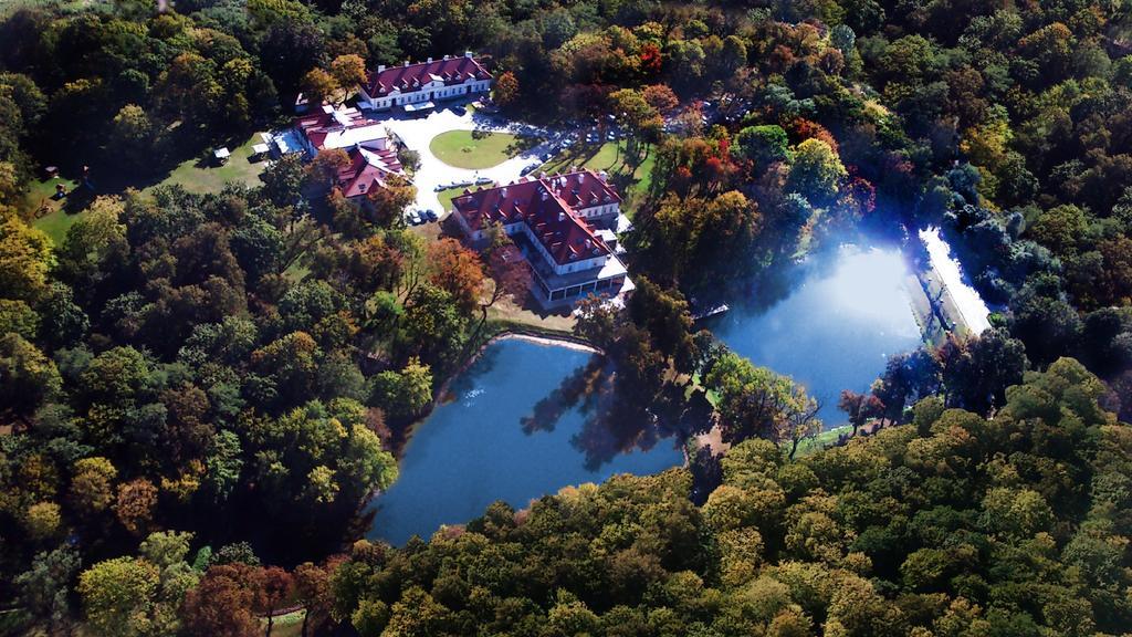 Palac Zelechow Spa & Wellness Exteriér fotografie
