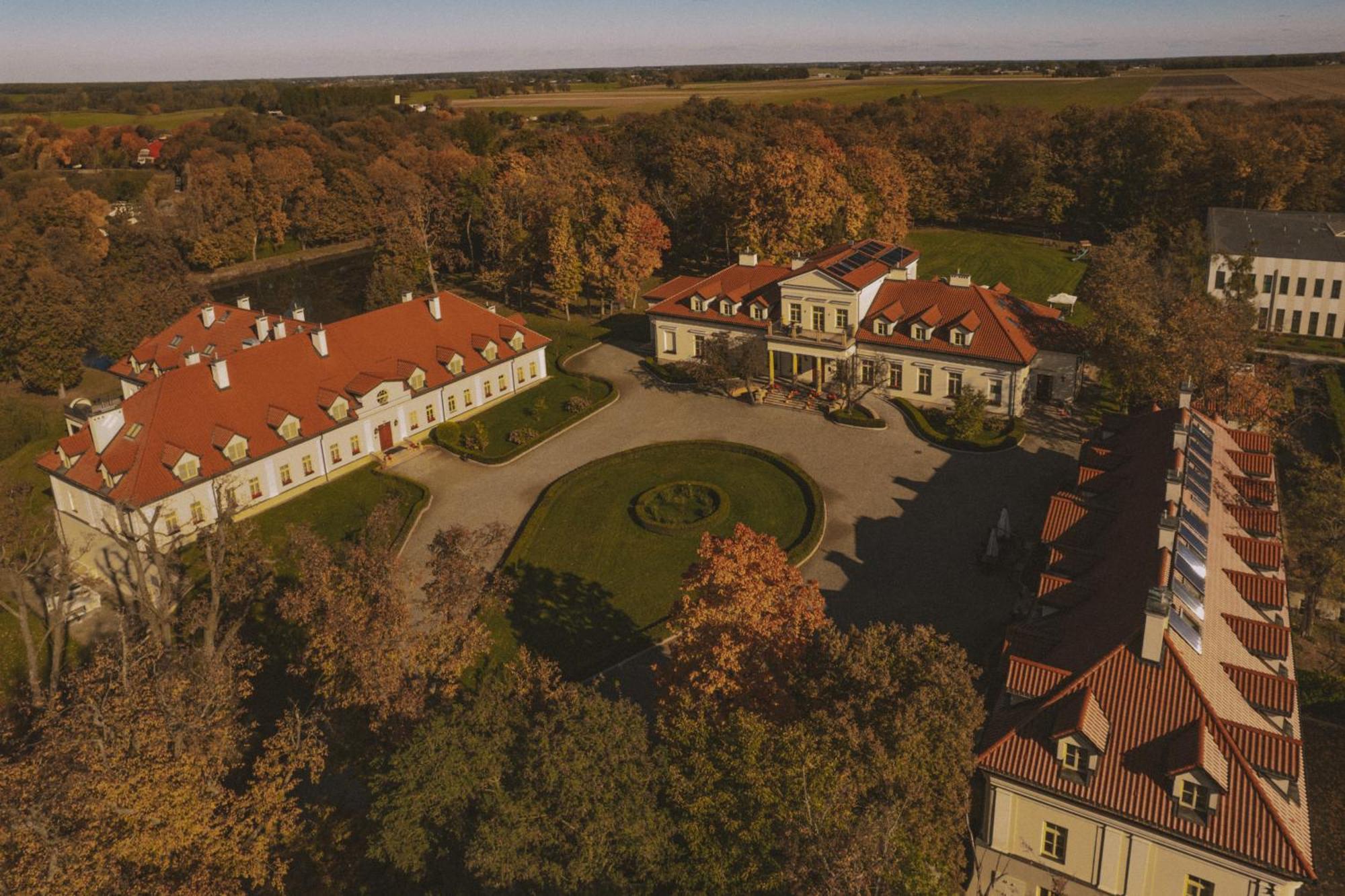 Palac Zelechow Spa & Wellness Exteriér fotografie