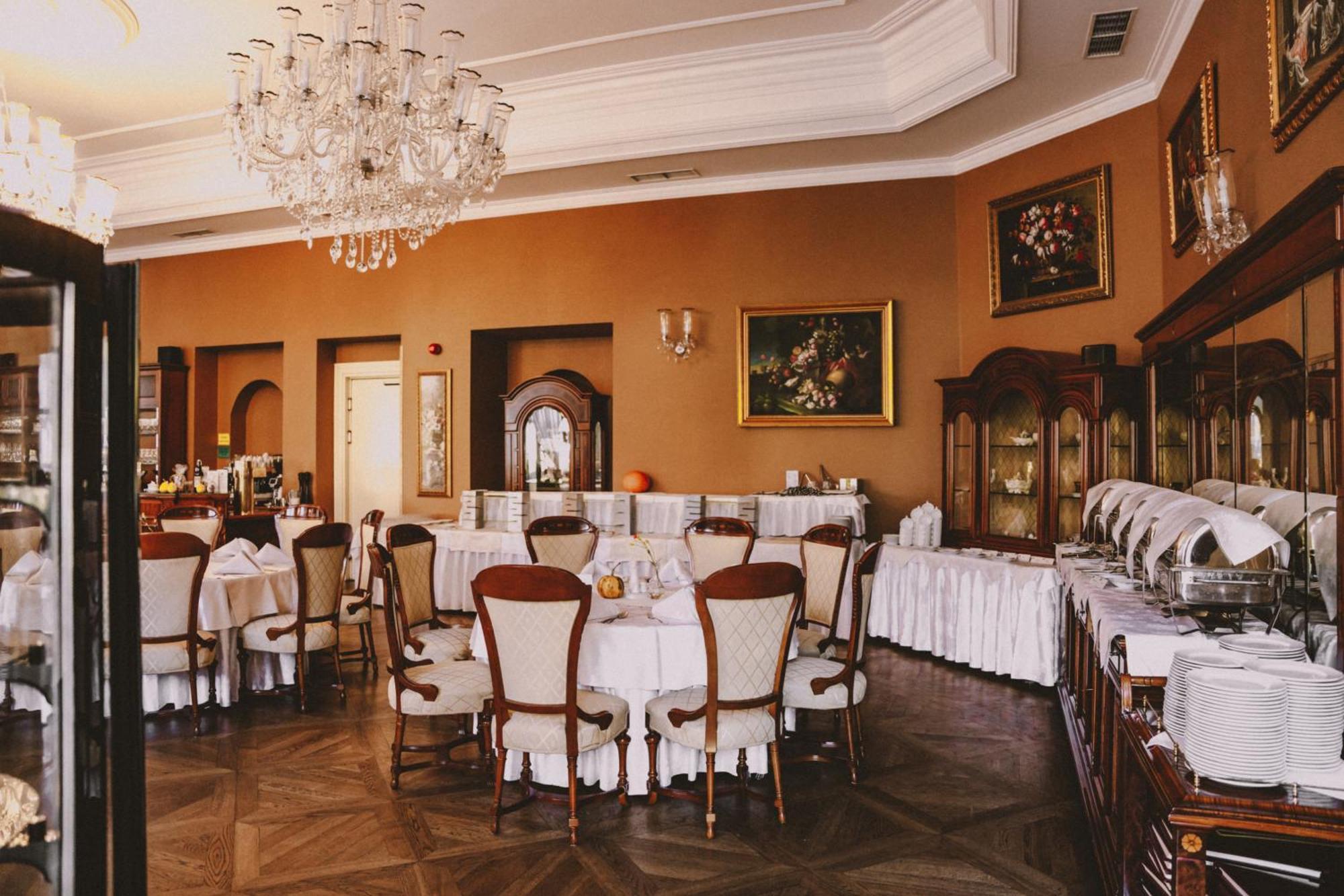 Palac Zelechow Spa & Wellness Exteriér fotografie