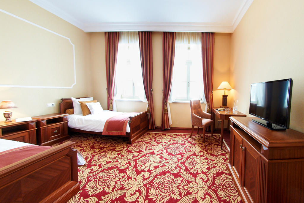 Palac Zelechow Spa & Wellness Exteriér fotografie